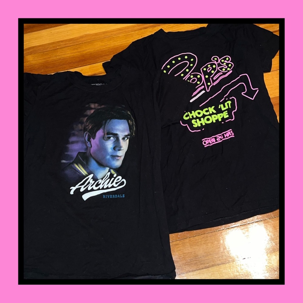 Set of 2 Black Hot Topic Riverdale Graphic Tee Shirts